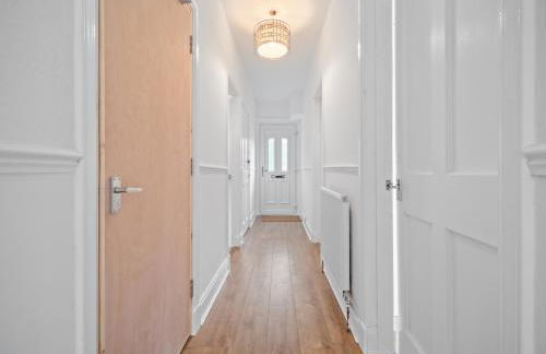 Whiteside 3 Bedroom Apartment - Bathgate - Photo 39
