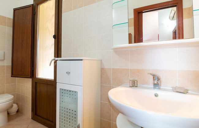 Casa Lyam in Cabras With 2 Bedrooms and 1 Bathrooms - Photo 33