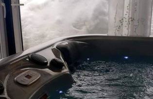 ForRest Spa Apartment - Private Jacuzzi & Sauna - Foto 32