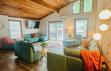 Astonishing view 100 feet from the lake! - Foto 1