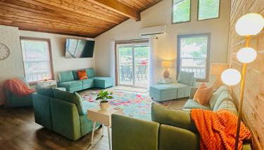 Astonishing view 100 feet from the lake! - Foto 1