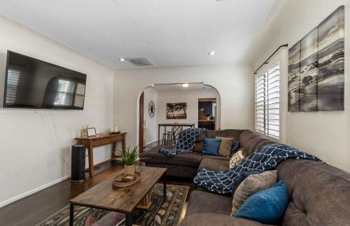 Bungalow Downtown Easy Airport Access Family Friendly - Foto 8