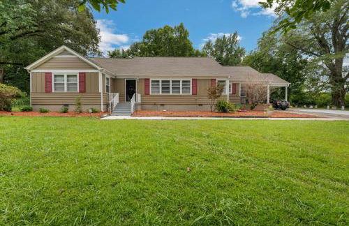 Mins to Graceland Secluded Rambling Ranch Style Home - Foto 8