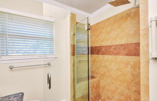 Luxury Retreat with Heated Pool, Firepit, Outdoor Cinema - Foto 7