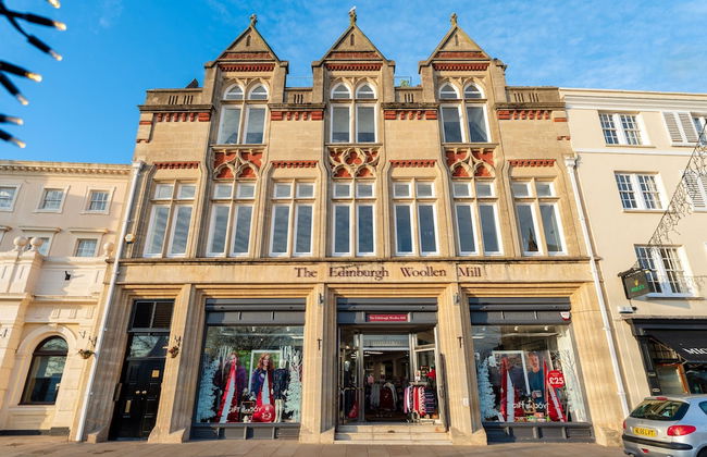 Cathedral View in Exeter - Photo 59