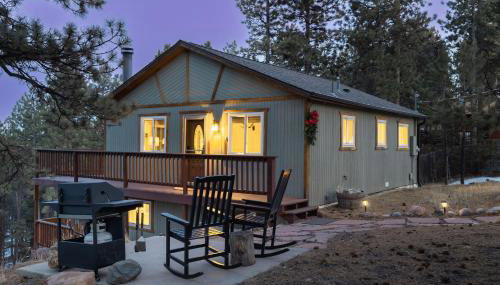 Pine Perch ~ Cozy Mountain Cabin w/ Views - Foto 2