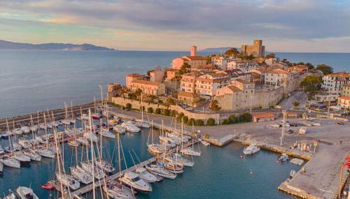 Bilocale Garibaldi nel centro di Talamone - Foto 1