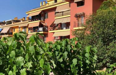 comfortable apartment in an elite area with a beautiful veranda - Foto 30