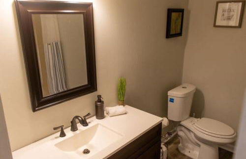 The Cozy Getaway Grill & Roku at Your Convenience! - Foto 18