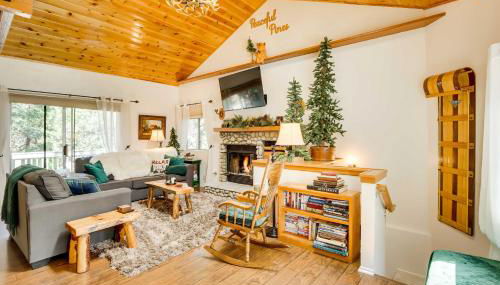 Peaceful Pines Running Springs Home with 3 Decks - Foto 4