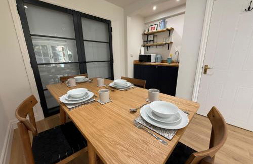 The Coach House - Photo 1