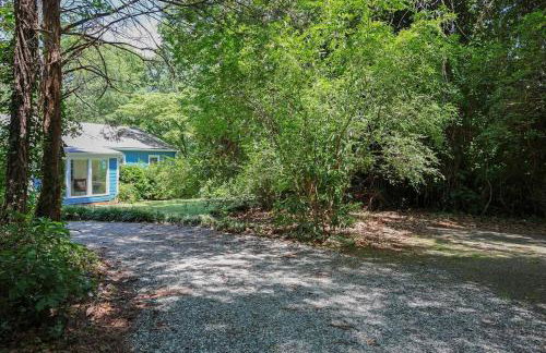 Dog Friendly Lakeside Escape with Hammock and Fire Pit - Foto 74