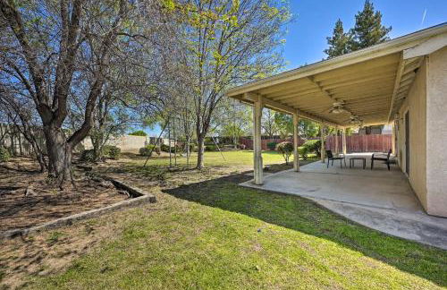 Inviting Bakersfield Home with Spacious Yard! - Photo 3