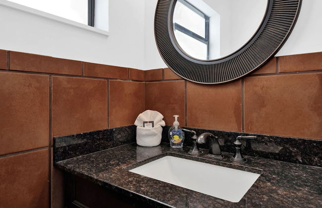 New Waves On Walnut 6 - Photo 19