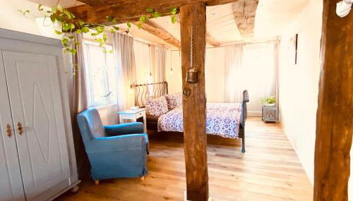 Ganze Wohnung - Erdgeschoss - sehr ruhig - Hundefreundlich - Regendusche - Bodenheizung - Küche - easy Check-in mit Schlüsselbox - Foto 5, wardrobe