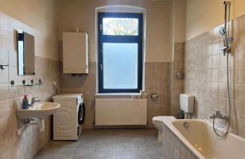 Duisburg - 2 Schlafzimmer Monteurwohnung - Vollausgestattete Küche - WIFI - Foto 26