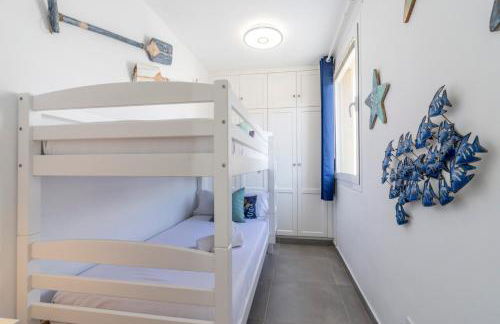 La Casa de Playa - piscina y jacuzzi a 50m del mar - Foto 47