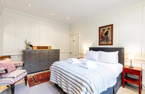 Elegant Highgate Garden Retreat - Photo 5