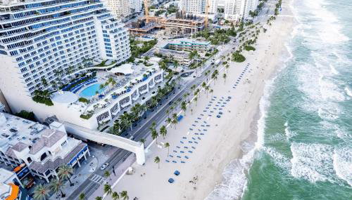 Beachfront Ritz-Carlton Luxury 1BR Residence - Foto 5, sunbed