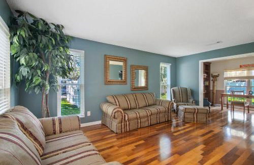 Tampa Bay- Large Pool home- Private Heated Pool! - Foto 15