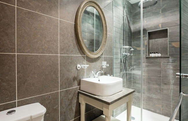 Holland Park Avenue VII by Onefinestay - Photo 17