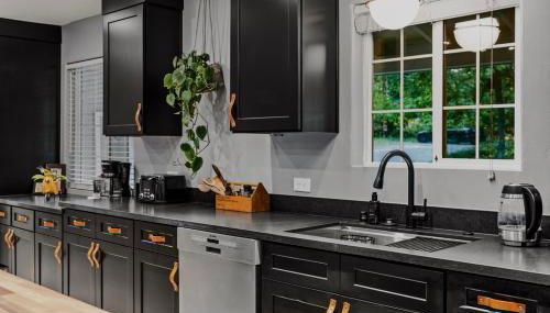 Spacious Cozy and Renovated Mountain Retreat - Foto 4