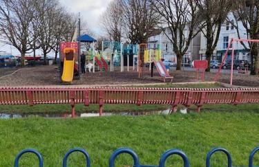 Fishermen's cottage with log burner, 2 bathrooms & sea views from garden terraces - Foto 50