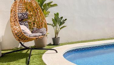 Chalet privado con Piscina exclusiva y Suite de lujo - Foto 2, Garden, sunbed