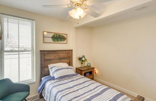 Cozy Delafield Apartment - Walk to Lake! - Foto 17