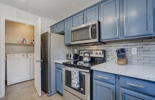 Fresh & Modern | Game Room + Yard - Foto 14