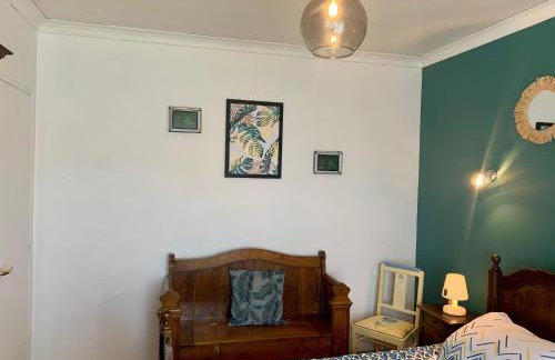 Holiday Home in Guerlesquin Near Lake - Foto 11