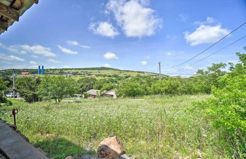 Enchanting Hilltop Cottage in Medicine Park! - Foto 17