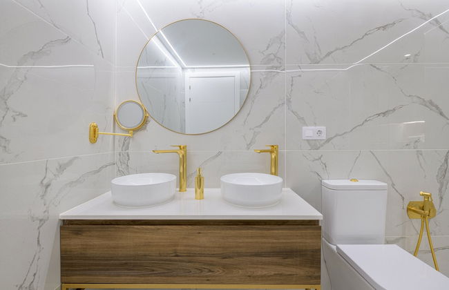 Grand Horizon Luxury Boutique Apartments - Photo 64