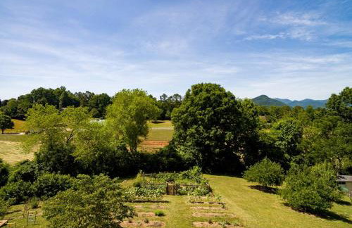 Romantic Garden Studio - 1BR - Indoor Fireplace - Foto 41