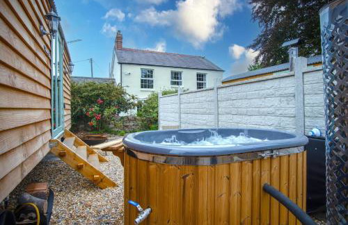 Willow - 1 Bedroom Shepherds Hut - Amroth - Foto 27