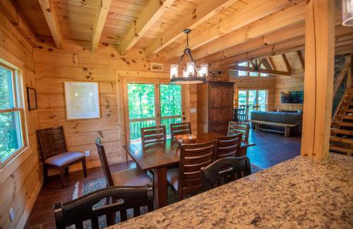 Blue Ridge Mountain Log Cabin - Views - Fireplace - River Access! - Photo 15