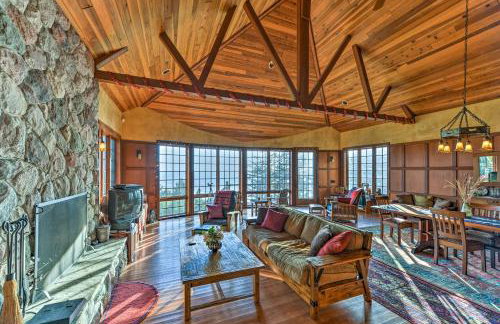 Forested Gold Beach House with Panoramic Ocean Views - Foto 4