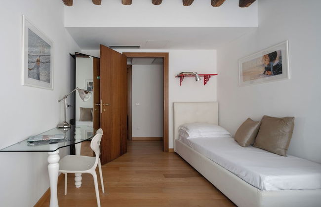 The Lion House - Foto 25