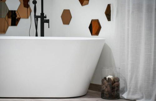 Deluxe Artistic Loft - Photo 21