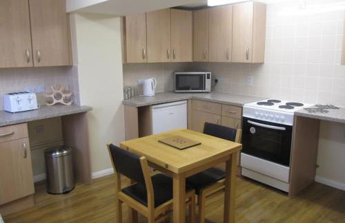 Cottage on the Green - Photo 3