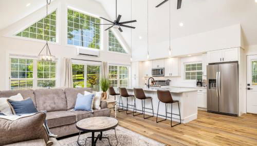 Tranquil Mountain Escape Luxurious 2 Bedroom 2 Bath Cottage on 9 Acres - Foto 5