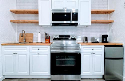 The Sitka Studio - Photo 2