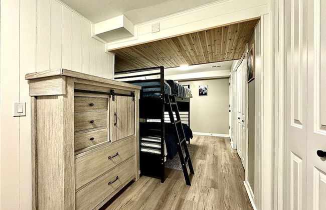 3BDR Home by Torch Lake Sandbar 11931 - Foto 9