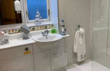 The Ploughman's Poet - Photo 24