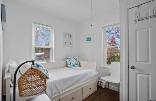 Sea Cliff Charm: 5 Mins to Beach, Firepit - Foto 10