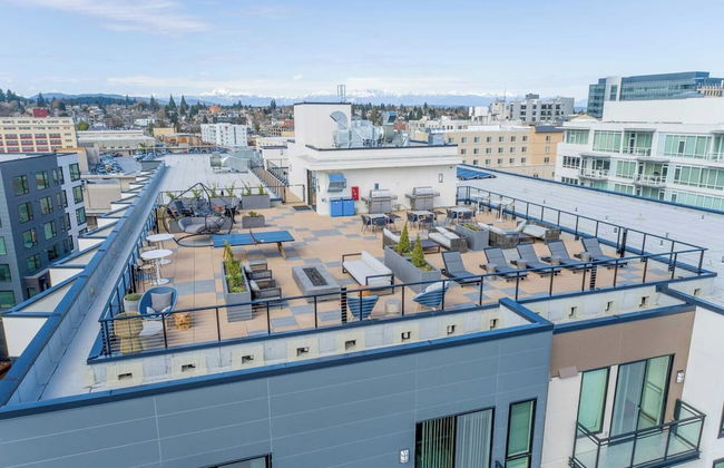 Marina Square Suites - Photo 25