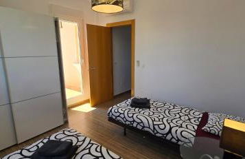 VILLA con piscina privada, a 35 km de las playas, vistas a la montaña, WIFI - Foto 21