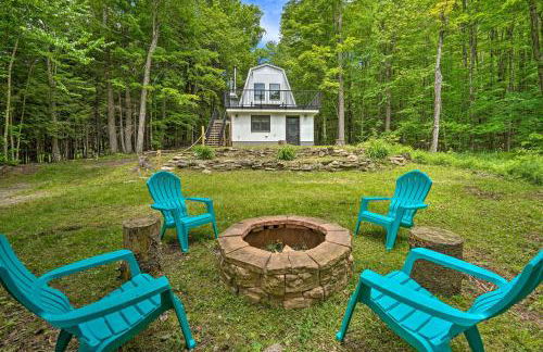 Wilmington Chalet with Hot Tub Less Than 8 Mi to Mount Snow! - Foto 1