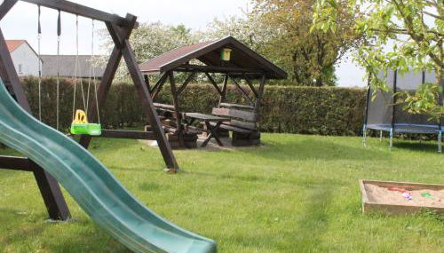 Geräumige Ferienwohnung mit Garten in Brusow - Foto 5, Garden