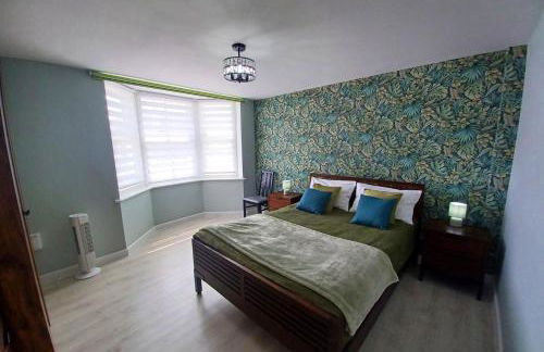 Richmond Cottage - Brand New 4BR Holiday Home, just 3 minutes from the beach with Pool Table and Free Parking - Foto 20